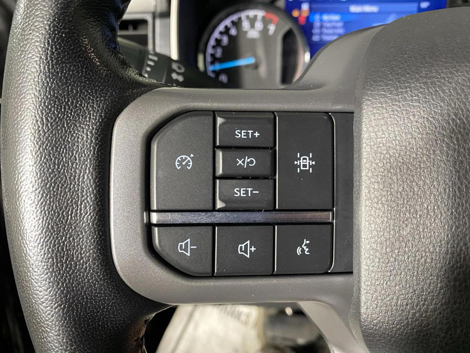 Used 2021 Agate Black Ford XLT image 17