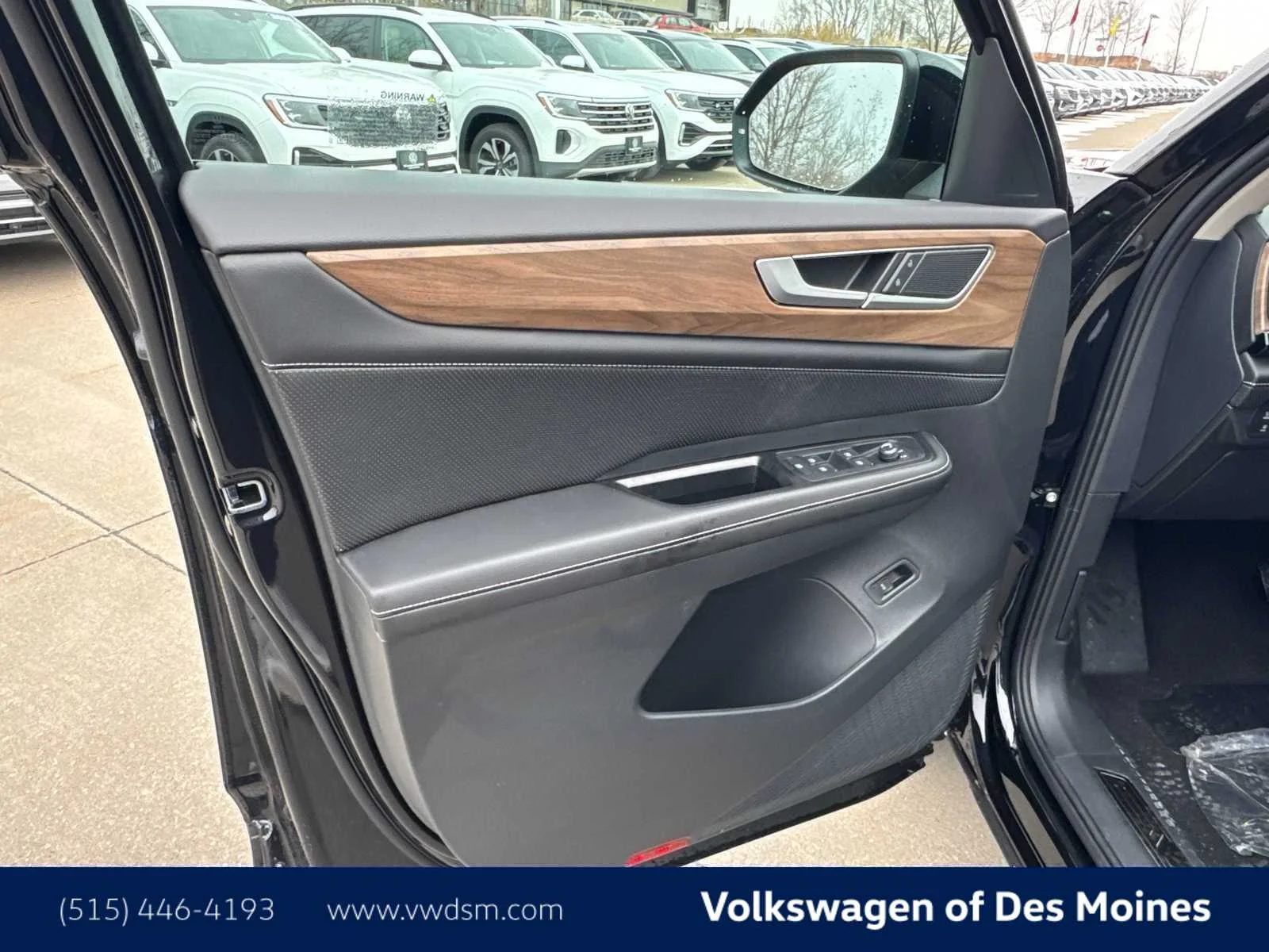 2026 Volkswagen Atlas SE w/Tech - Photo 23