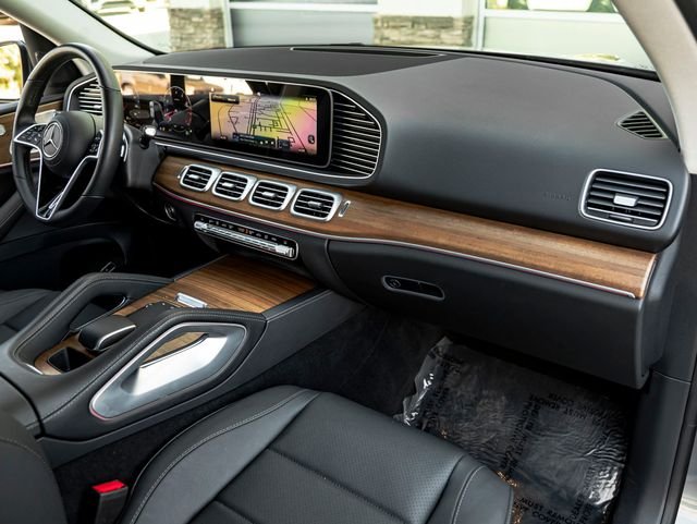 Used 2025 Selenite Gray Metallic Mercedes-Benz GLE 350 image 30