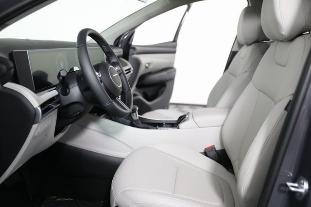 Used 2026 Gray Hyundai SEL Premium image 16