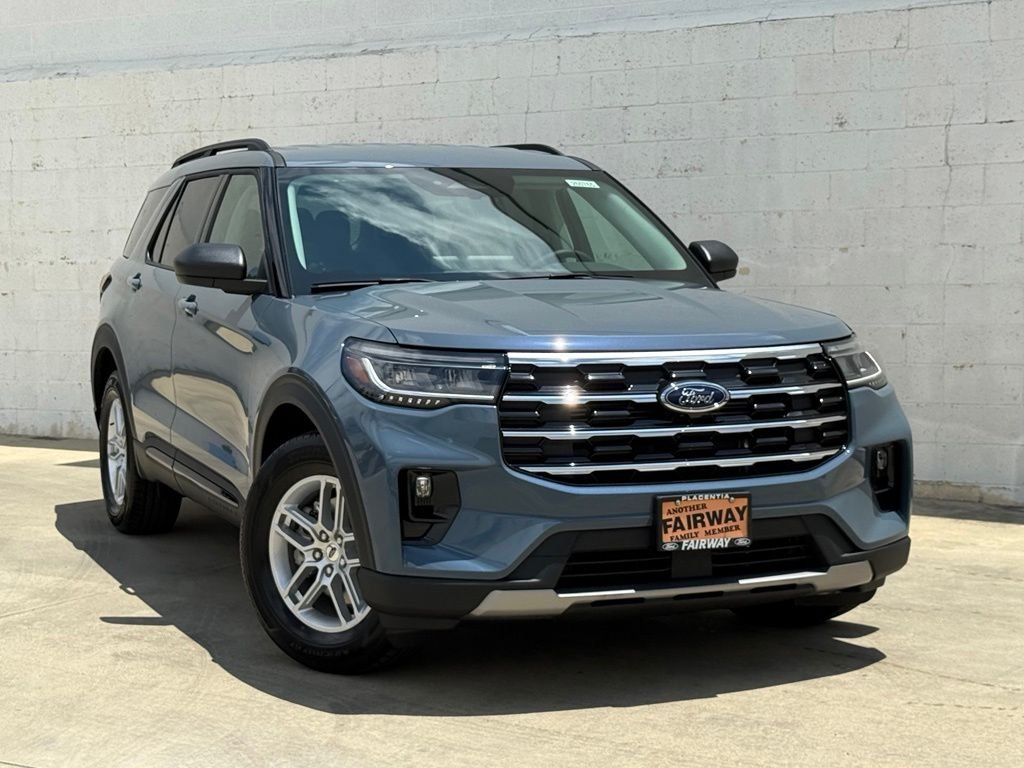 New 2026 Vapor Blue Metallic Ford Active image 2
