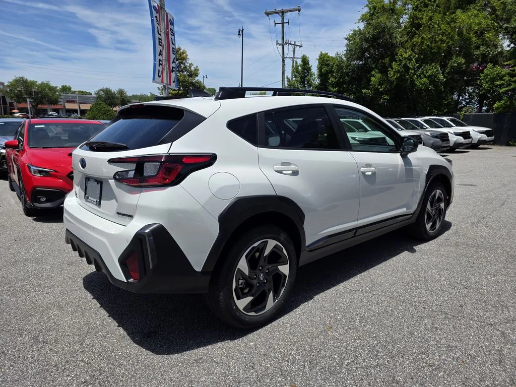 New 2026 CRYSTAL WHITE PEARL Subaru Limited image 3