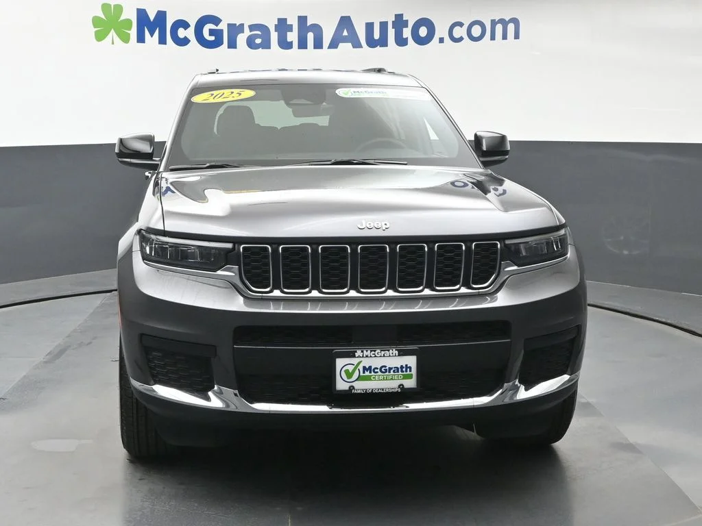 Certified Used 2025 Gray Jeep Laredo image 7