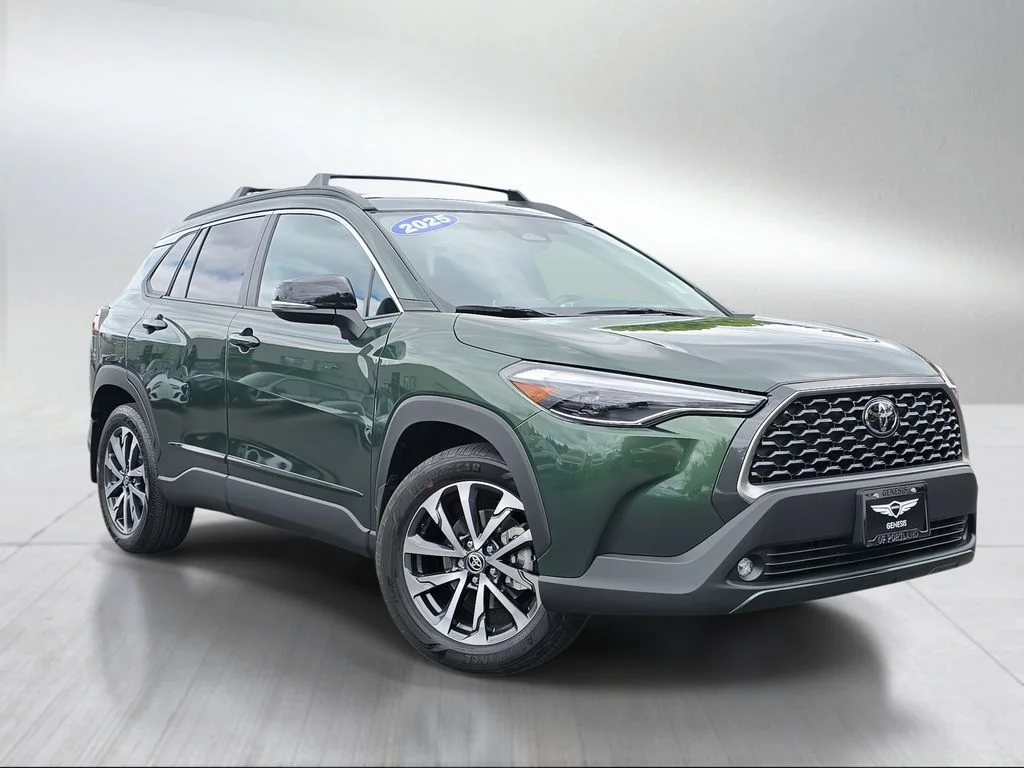 Used 2025 Cypress Toyota XLE image 1