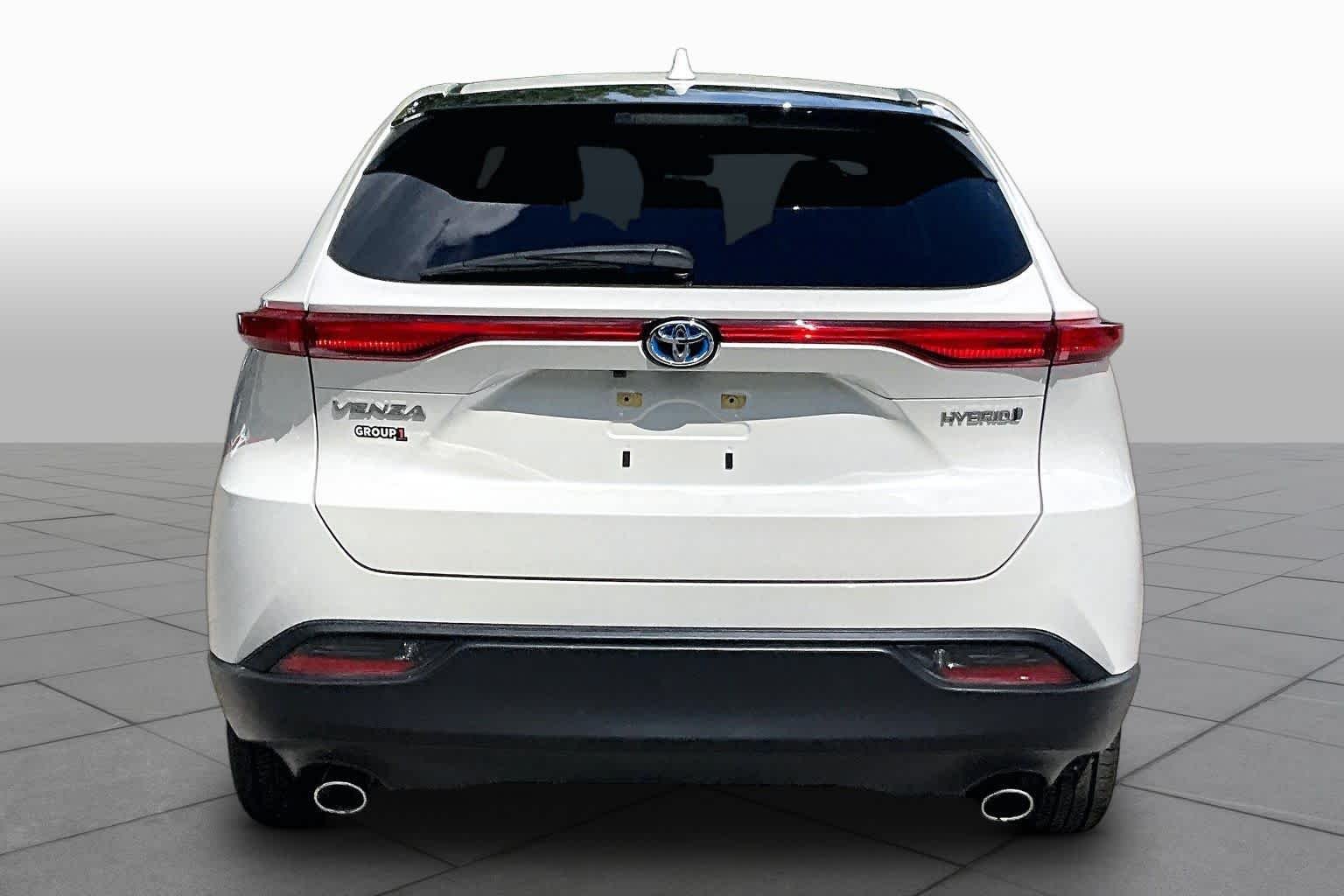 Certified Used 2021 Blizzard Pearl Toyota LE image 5