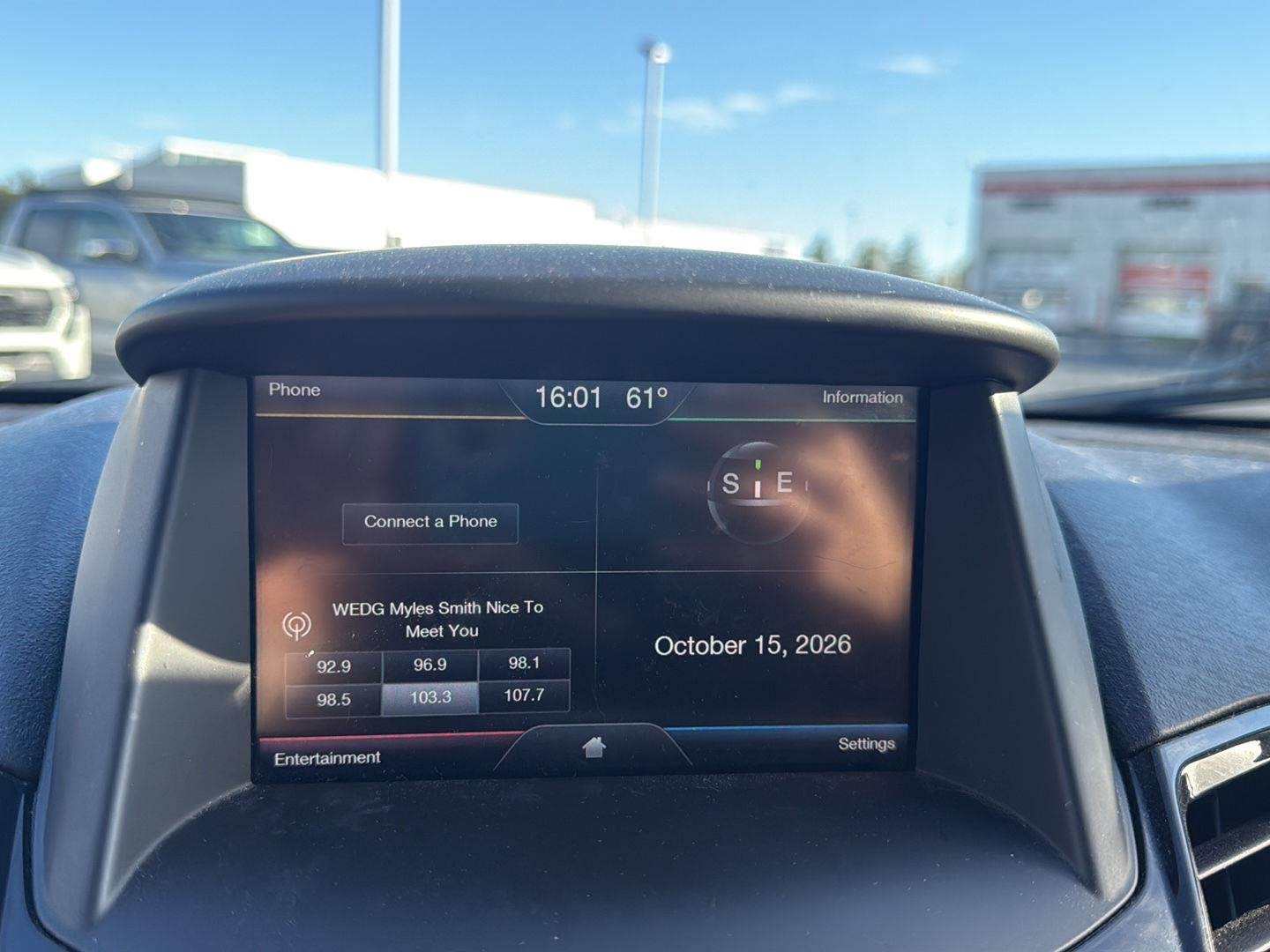 Used 2015 Performance Blue Ford SE image 10