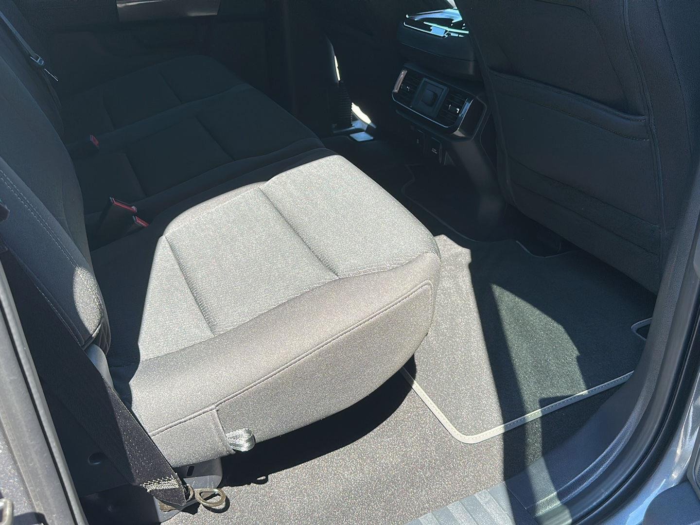 Certified Used 2022 Carbonized Gray Ford XLT image 25