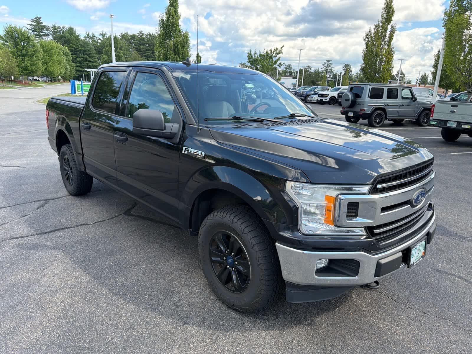 Used 2020 Agate Black Metallic Ford XLT image 2