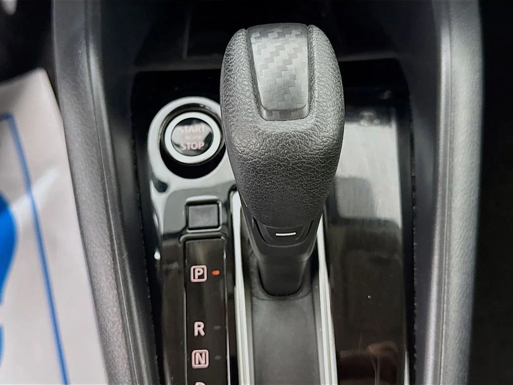 Used 2024 Black Nissan 1.6 SV image 20