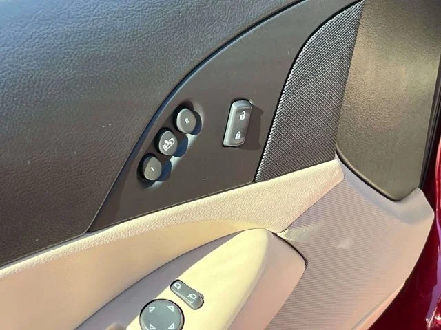 Used 2008 Crystal Red Metallic Tintcoat Chevrolet Base image 21