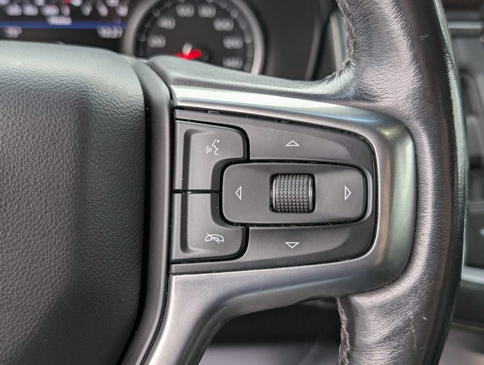 Used 2021 Black Chevrolet Premier image 37