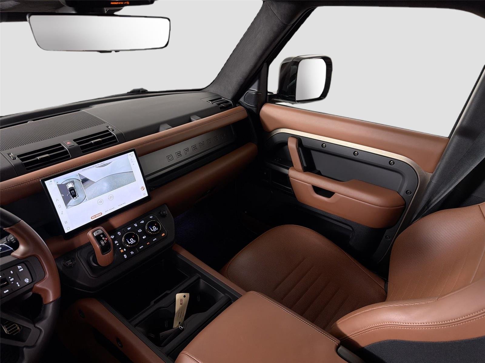 Certified Used 2025 Petra Copper Land Rover OCTA 635PS image 23