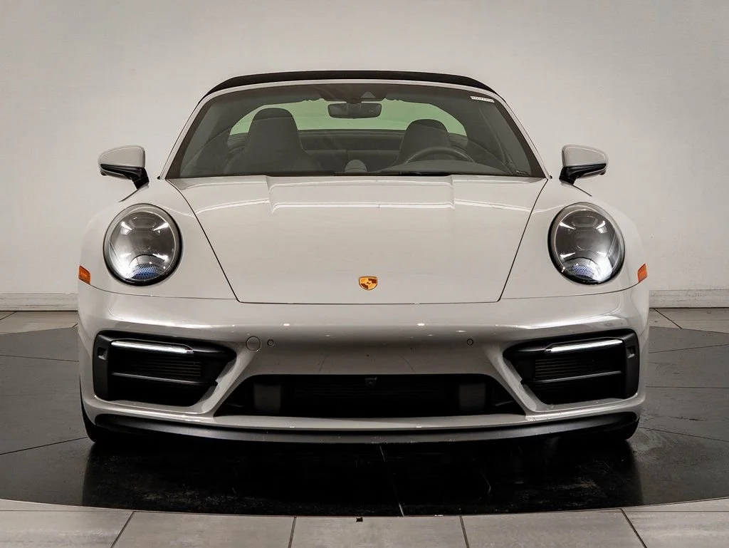 Used 2022 Chalk Porsche Targa 4 GTS image 11