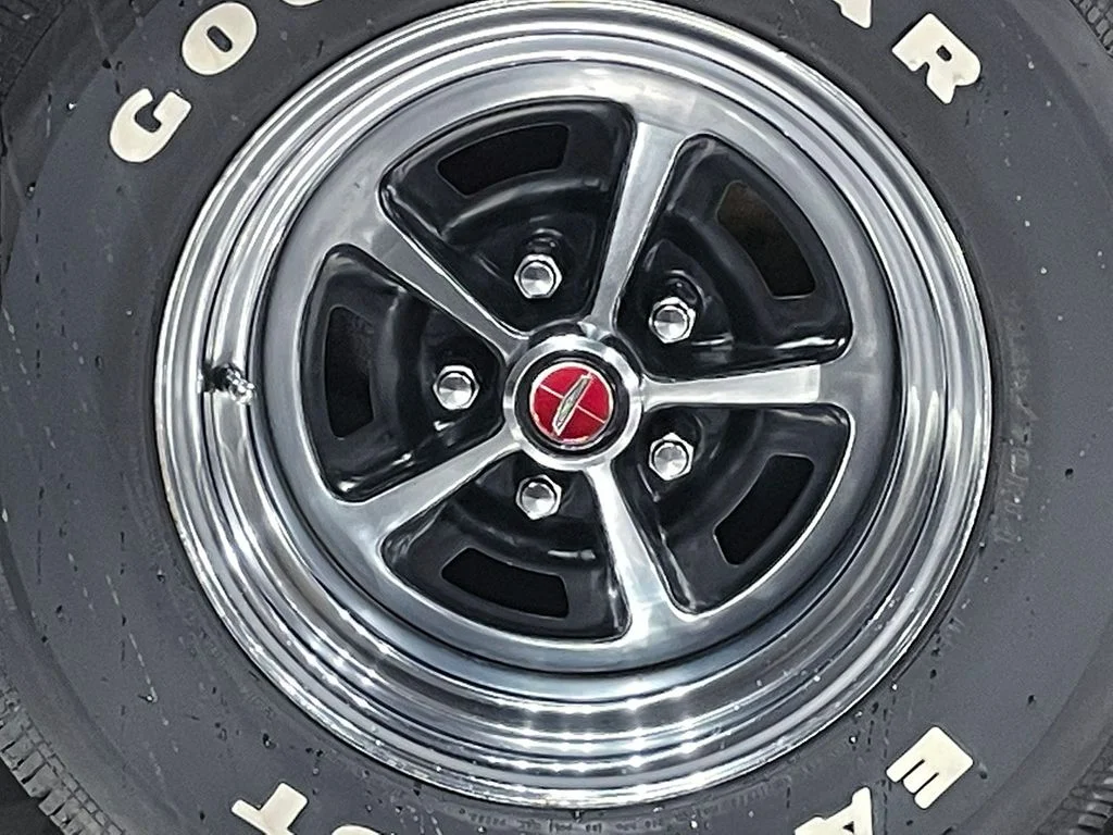 Used 1970 Black Ford  image 10