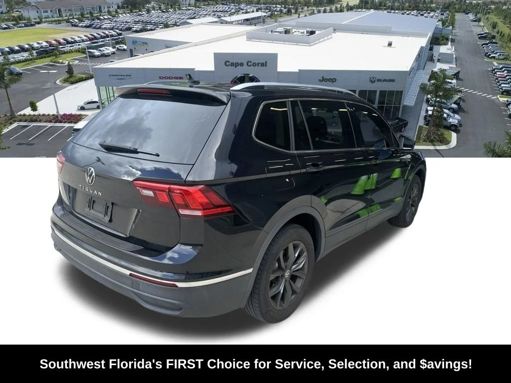 Used 2023 Black Volkswagen 2.0T SE image 2