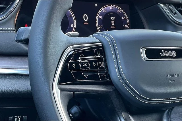 2025 Jeep Grand Cherokee L Overland - Photo 18