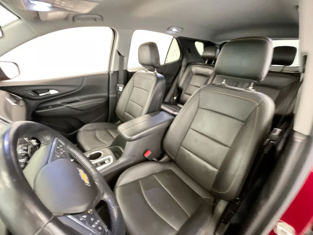 Used 2018 Cajun Red Tintcoat Chevrolet Premier image 19