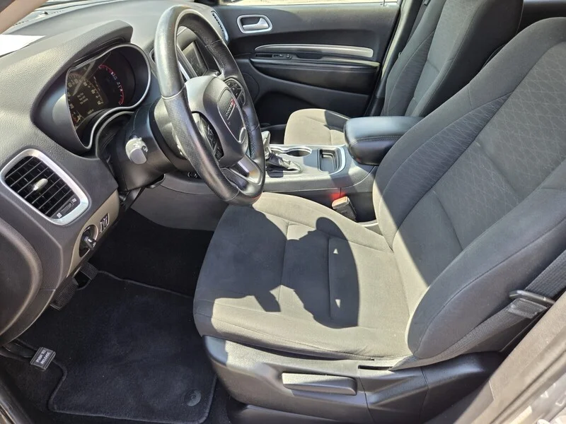 Used 2019 Billet Clearcoat Dodge SXT image 7