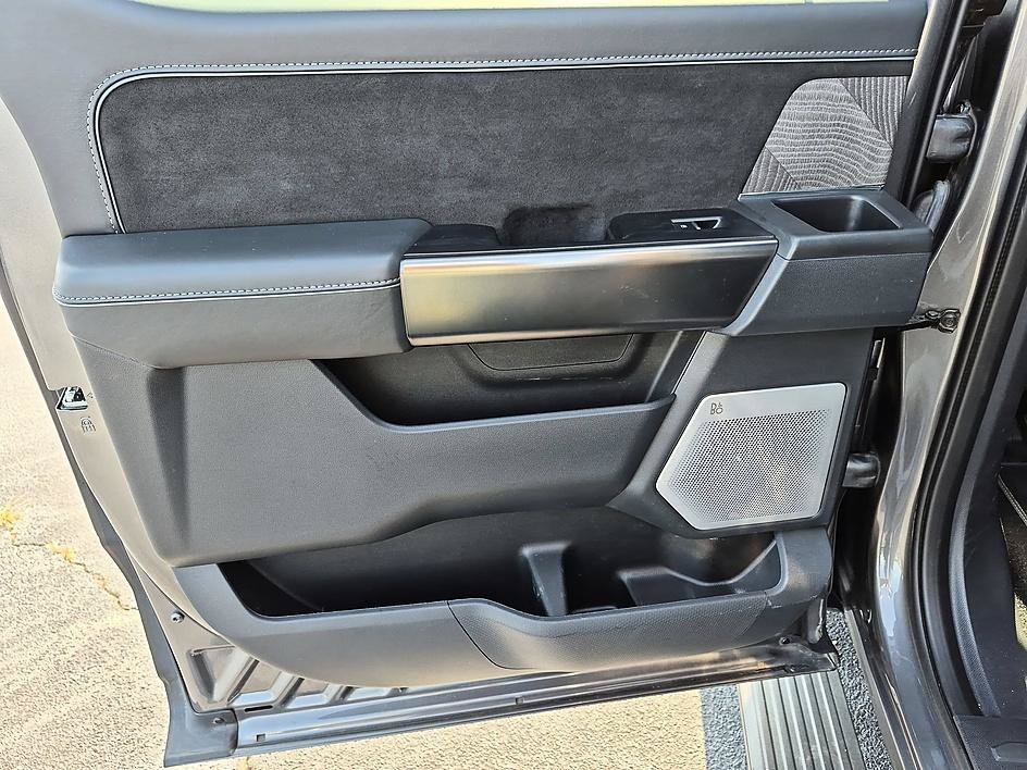 Used 2023 Gray Metallic Ford Platinum image 31