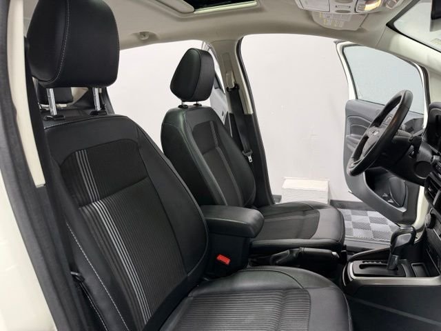 Certified Used 2022 Diamond White Ford SES image 24