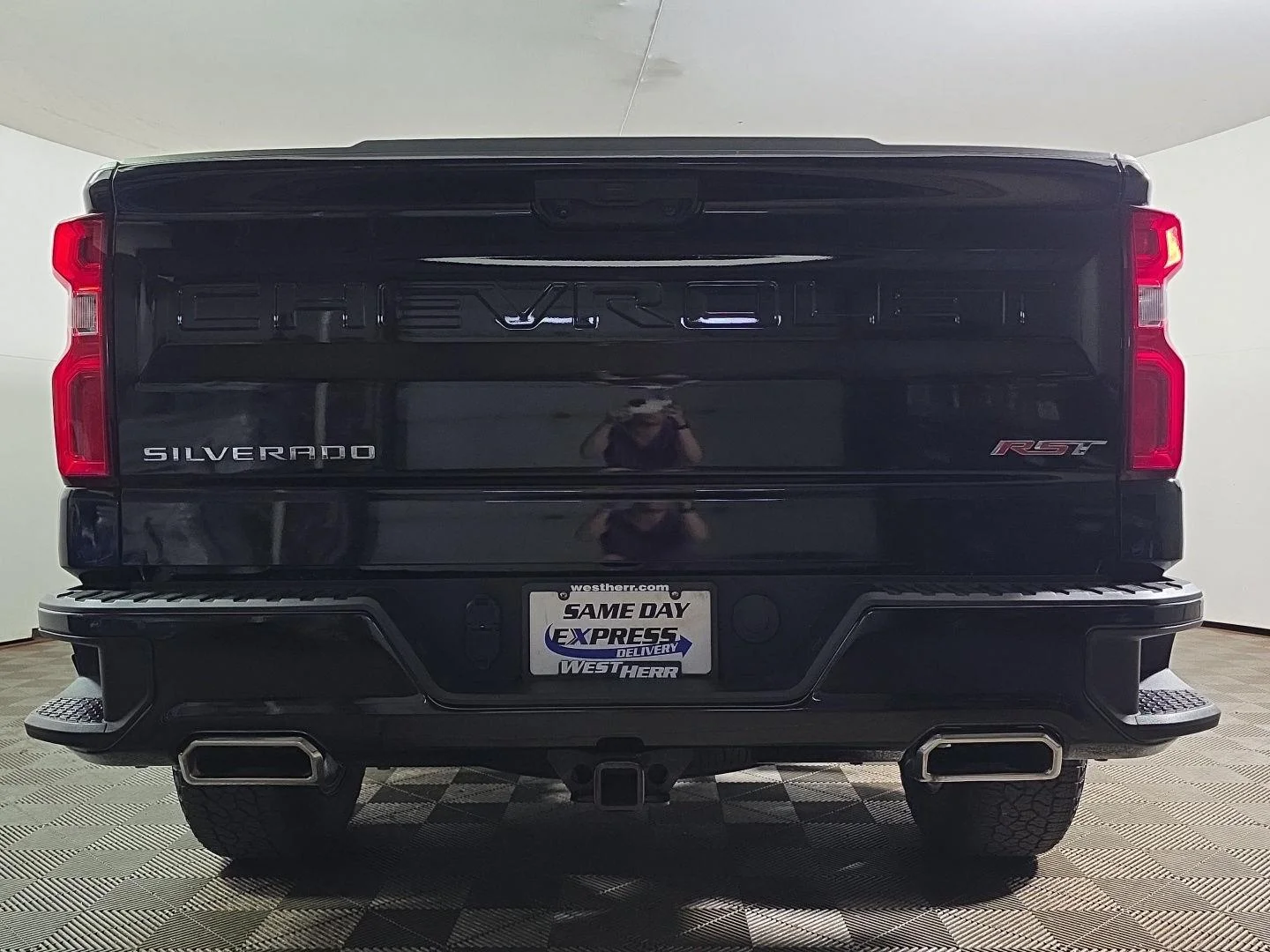 Used 2023 Black Chevrolet RST image 8