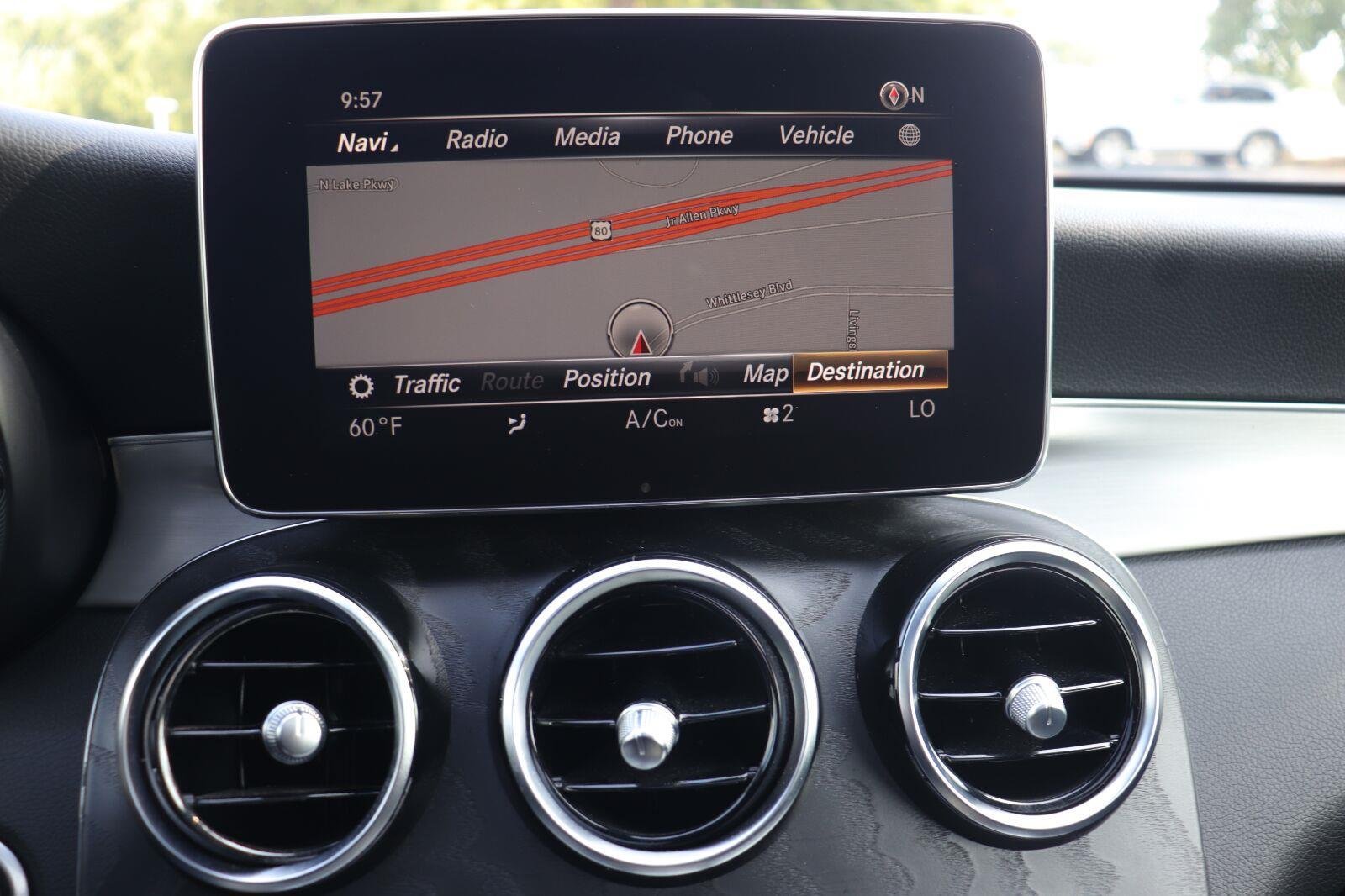 Used 2019 Mojave Silver Metallic Mercedes-Benz GLC 300 image 27
