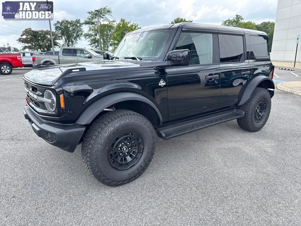 New 2026 Shadow Black Ford Outer Banks® image 2
