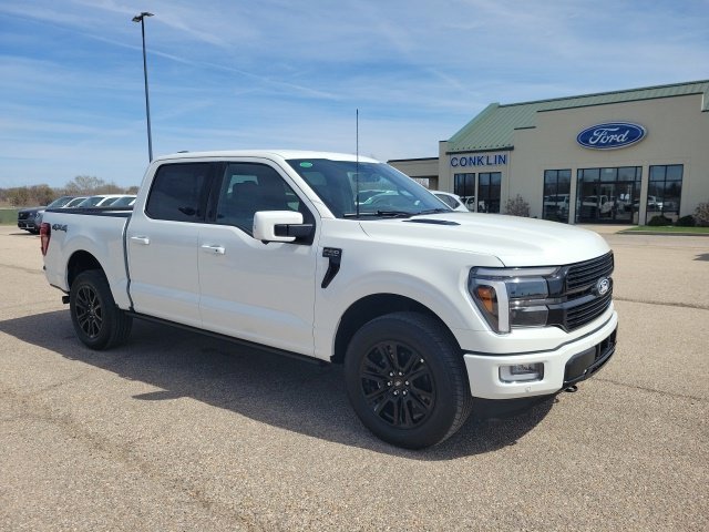 New 2026 Star White Metallic Tri-Coat Ford Platinum® image 61