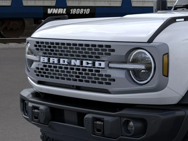 New 2026 Oxford White Ford Badlands® image 19