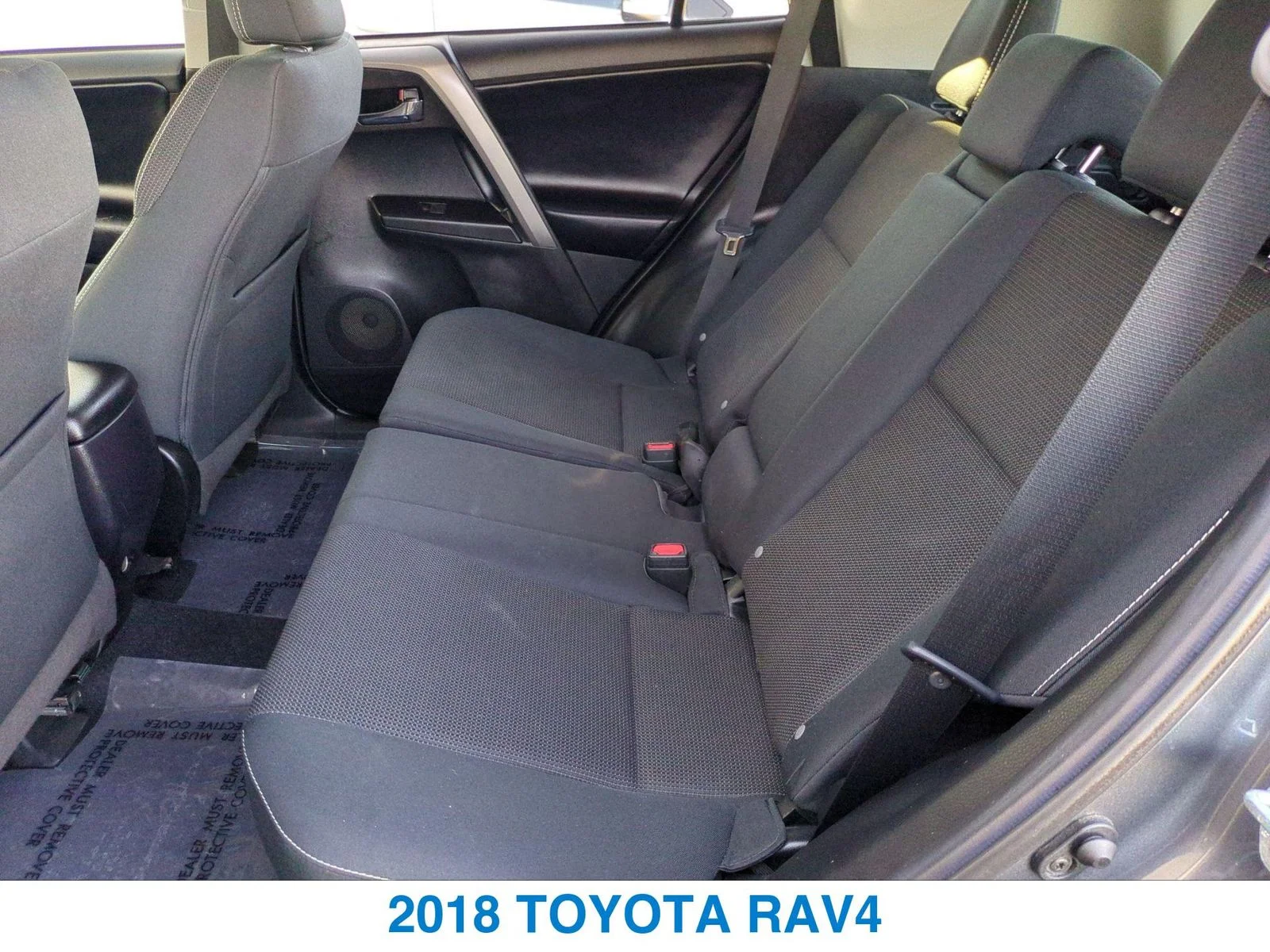Used 2018 Gray Toyota XLE image 22