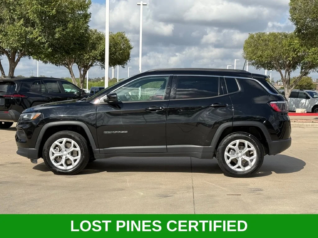 Used 2024 Jeep Compass Latitude with VIN 3C4NJDBN1RT123499 for sale in Bastrop, TX