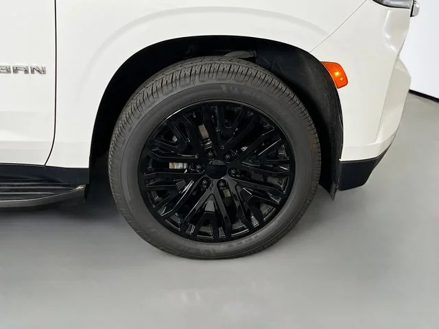 Used 2022 White Chevrolet LT image 41
