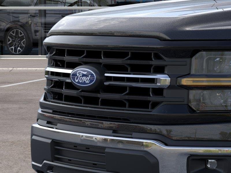 Used 2026 Agate Black Ford XLT image 17