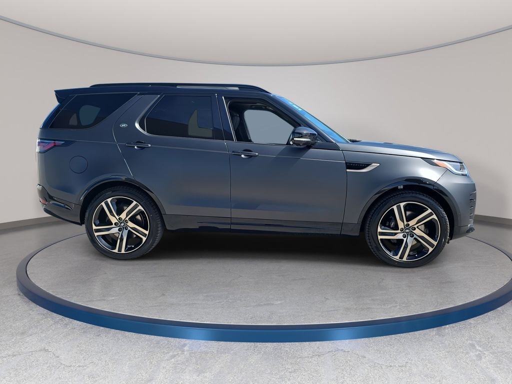 New 2026 Carpathian Grey Land Rover Tempest Edition image 4