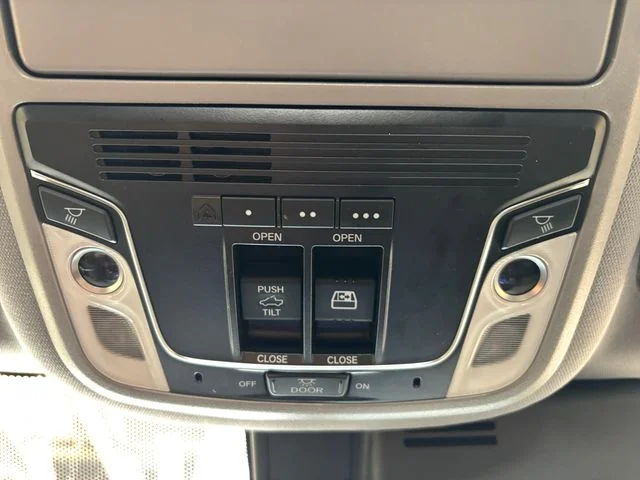 Used 2020 Gray Honda RTL image 22