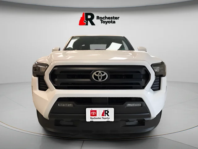 Used 2025 White Toyota SR5 image 8