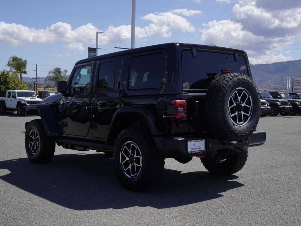 New 2026 Black Clear-Coat Exterior Paint Jeep Rubicon image 5