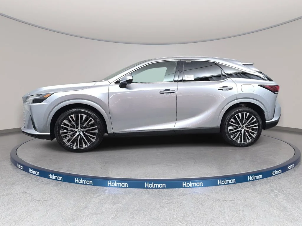 New 2026 Iridium Lexus PREMIUM PLUS image 8