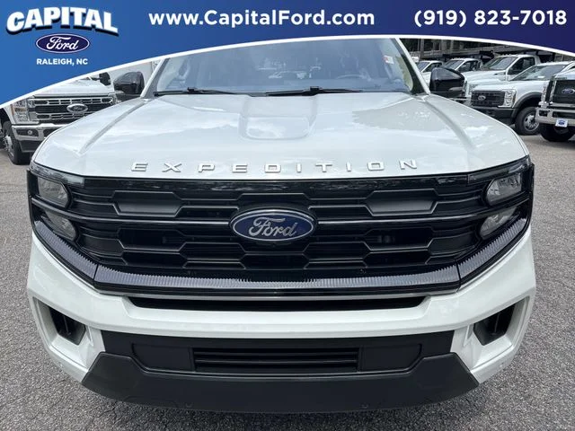 Used 2025 White Ford Active image 10