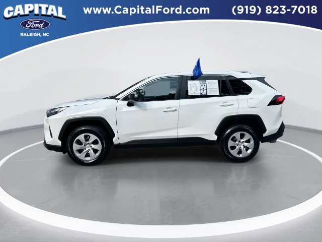 Used 2025 White Toyota LE image 5