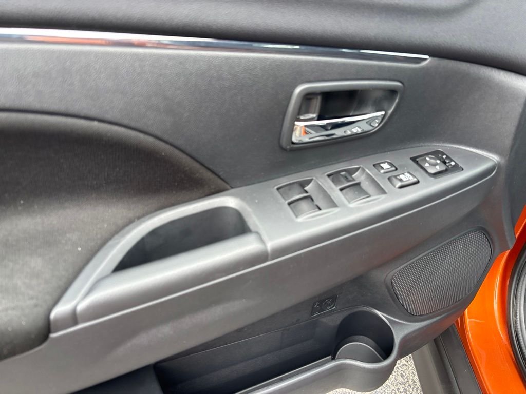 Used 2024  Mitsubishi 2.0 ES image 15