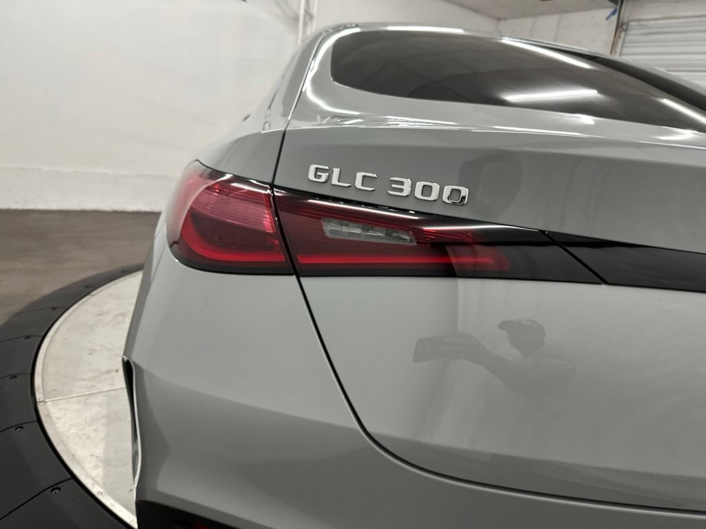 New 2026 MANUFAKTUR Alpine Grey Mercedes-Benz GLC 300 image 41