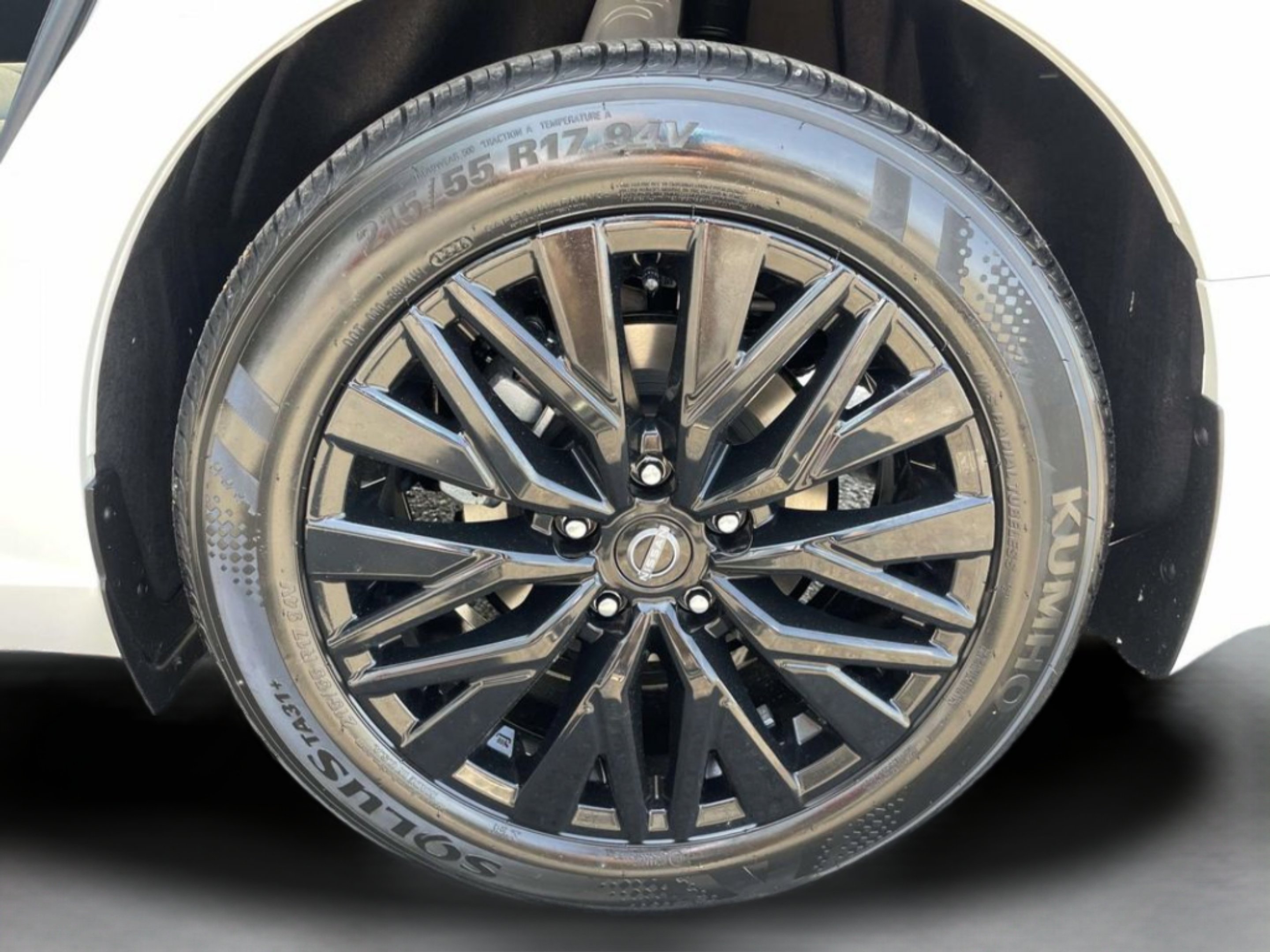 New 2026 Pearl White TriCoat Nissan 2.5 SV image 43