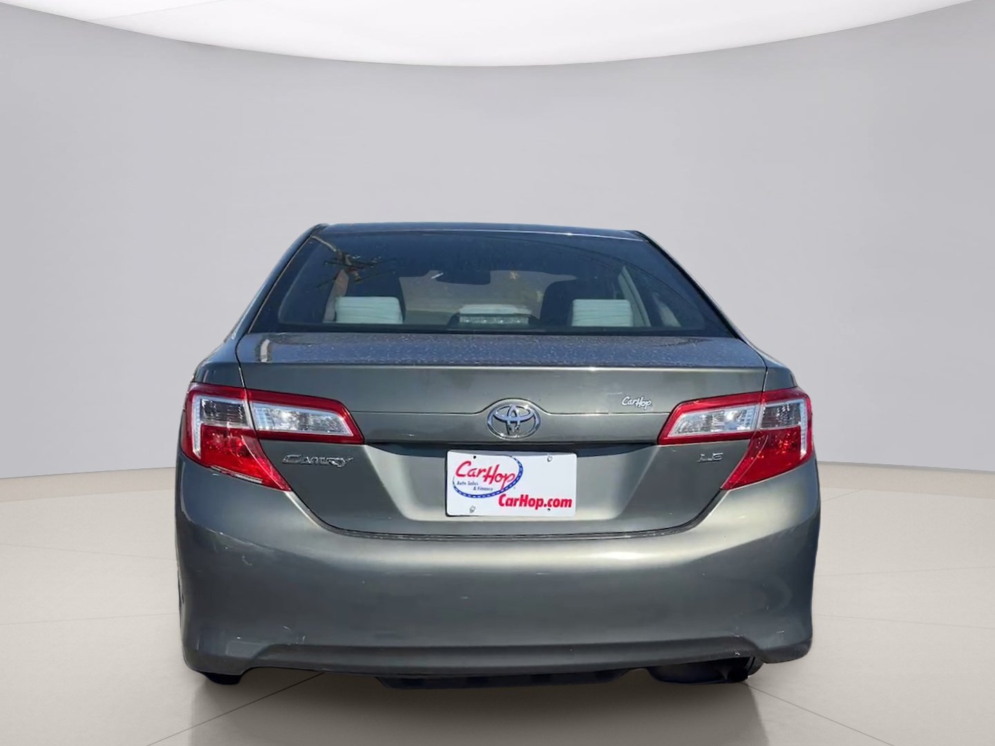 Used 2012 Green Toyota XLE image 6