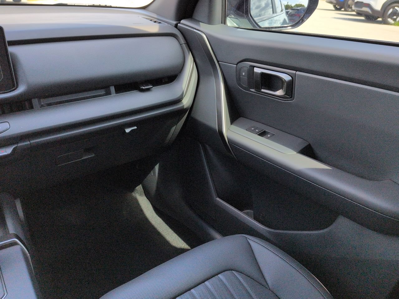 New 2027 Iceberg Green Kia X-Line S image 19