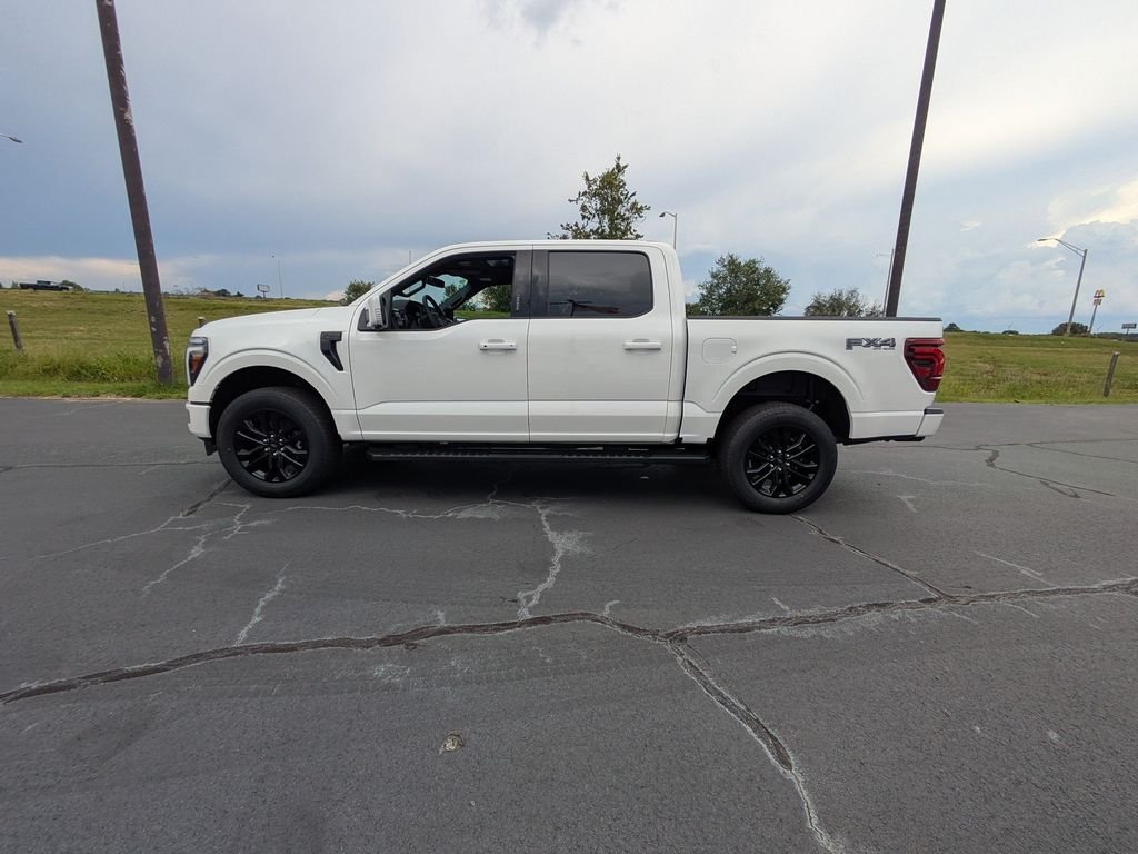 New 2026 Star White Metallic Tri-Coat Ford Lariat® image 29