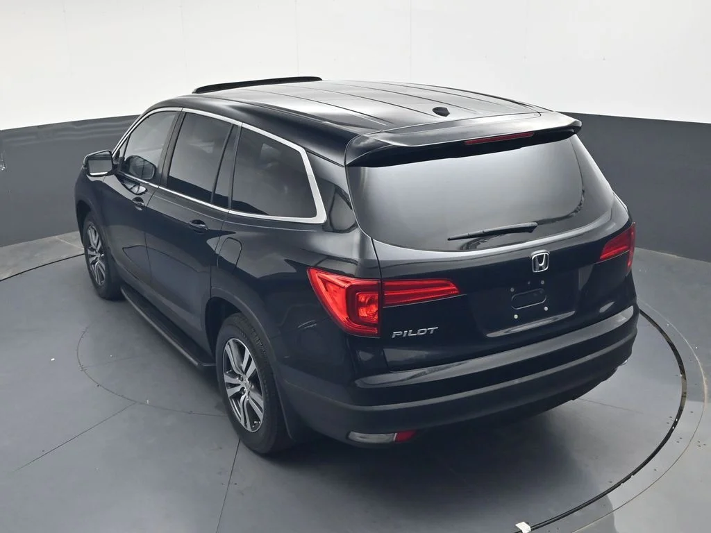 Used 2016  Honda EX-L image 23