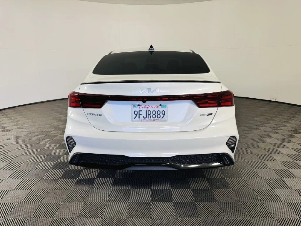 Used 2023 White Kia GT-Line image 24