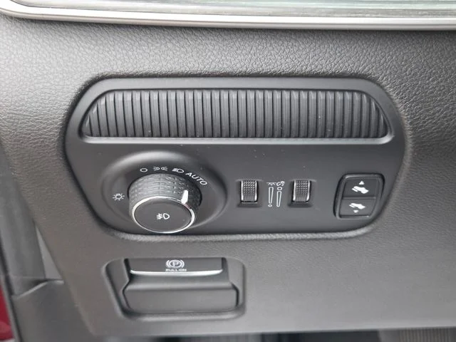 Used 2023 Red Jeep Series II image 26