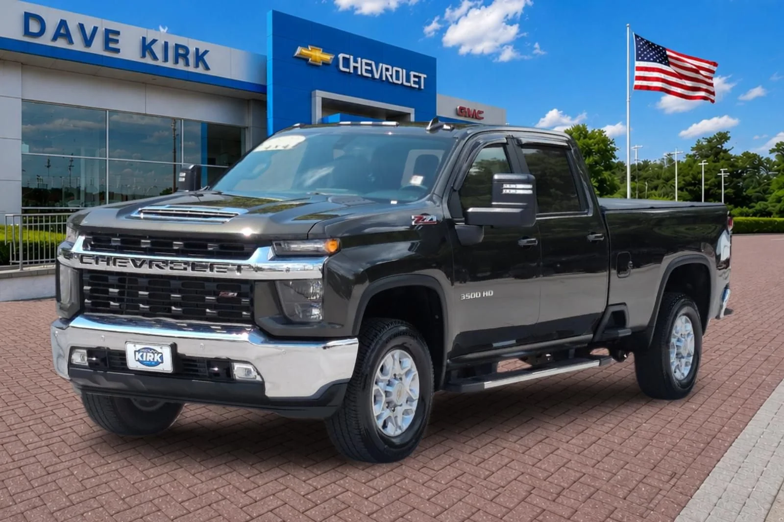 Used 2022 GREENSTONE METALLIC Chevrolet LT image 7